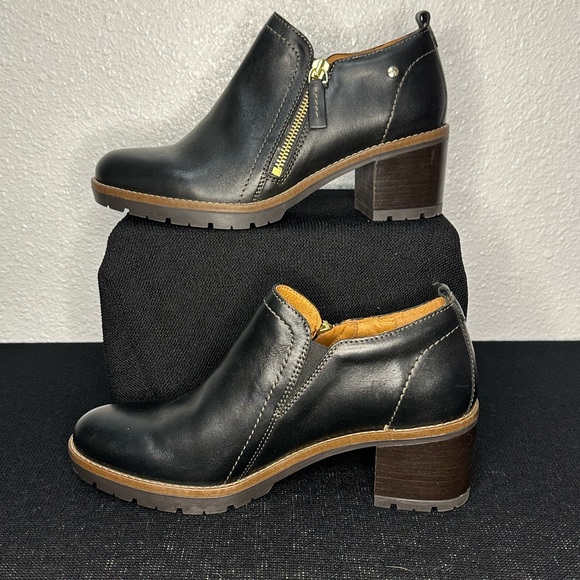 Pikolinos High-tops leather mid heel bootie - Picture 3 of 10